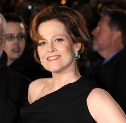 Rahasia Sigourney Weaver Prima di Usia 60