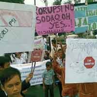 Anak Yatim se-Surabaya Serukan Anti Korupsi