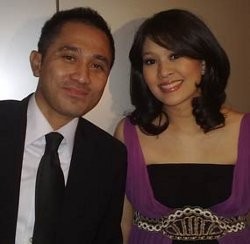 Jelang Tahun Baru, Lukman Sardi Dikaruniai Momongan