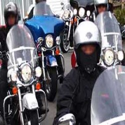 Polisi Izinkan Warga Konvoi di Malam Tahun Baru