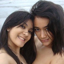  Ratu Felisha Berbikini Beredar di Dunia Maya