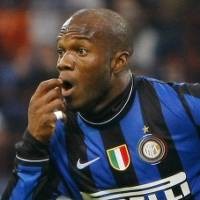 Genoa Gaet Suazo Setelah Lepas Floccari