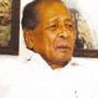 Ekonom Frans Seda Tutup Usia