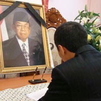 Pergantian Tahun, KBRI Moskow Prioritaskan Hormati Gus Dur