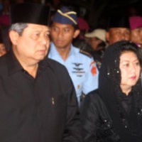 SBY dan Boediono Terbang Sebelum Jenazah Gus Dur Tiba di Halim