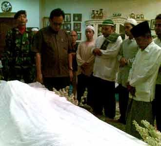 Jenazah Gus Dur Disalatkan