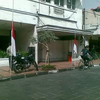Perkantoran di Bandung Pasang Bendera Setengah Tiang