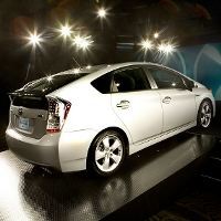 Toyota dan Ford Mobil Paling Banyak Ditarik Tahun 2009