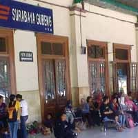 Arus Balik Stasiun Gubeng Diperkirakan 40 Ribu Penumpang