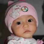 Ovelia Fitrian Sivaztky, 1,2 tahun; Perempuan; f