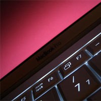 Laptop Baru Sajikan Pornografi Gay