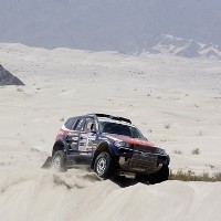 Giliran Peterhansel Terdepan