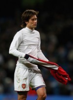 Bertalenta Spesial, Rosicky Diikat Lebih Lama