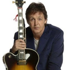 Paul McCartney Main Bass Lagi