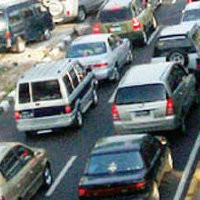 Mobil Plat B Dilarang Berkeliaran 