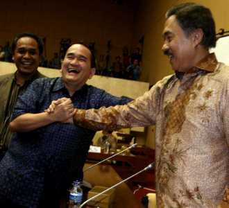 Ruhut dan Gayus Berdamai