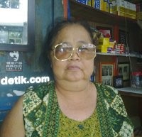 Emak dan Kisah Warung 6 Presiden