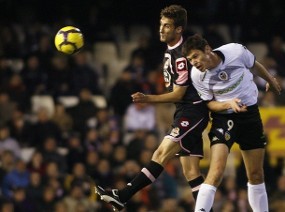 Valencia Dipecundangi, Villarreal Seri