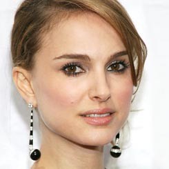 Natalie Portman Janji Nggak Bugil Lagi