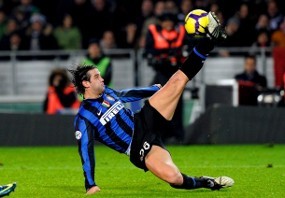 Mou: Chivu Mendingan Daripada Cech