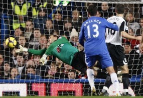 Menguji Konsistensi Si Biru