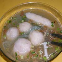 Nyam..Nyam! Nikmatnya Bakso Seafood Isi Keju