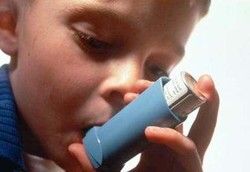 Menolong Anak yang Terkena Asma