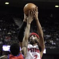 Pistons Kalah Namun Ciptakan Sejarah 