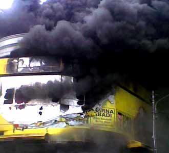 Toko Cat di Yogyakarta Terbakar