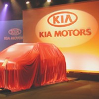 Beli Mobil Kia di Showroom Cabang Tebet Berhadiah Tonjok
