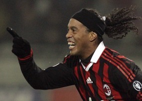 Ronaldinho Telah Kembali