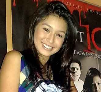 Coralie, si Blasteran Sunda-Prancis