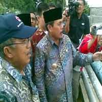 JK Kunjungi Korban Banjir Pasuruan