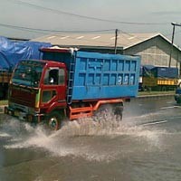 Atasi Banjir di Raya Porong, BPLS Kerahkan 3 Pompa Air