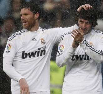 Madrid Hanya Menang 2-0  