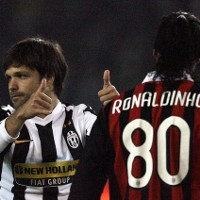 Carlo pun Lebih Pilih Dinho Ketimbang Diego