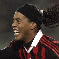 Ronaldinho Telah Kembali