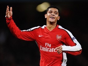 Wenger: Kali Lain Handball Saja, Denilson