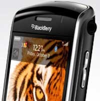 Pesan Berantai Hacker BlackBerry Hanya Hoax?