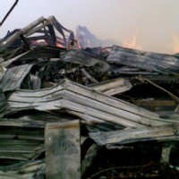 30 Jam Lebih Api Belum Juga Padam