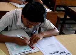 Tolak UN, Orang Tua Murid Siap Aksi di Bundaran HI 17 Januari