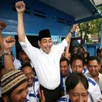 Arif Afandi Resmi Daftar Cawali Melalui Partai Demokrat 