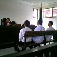 Ironis Pencuri Quran Divonis 6 Bulan dan Polisi Nyabu 2 Bulan