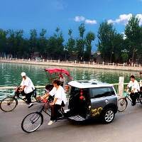 Wah, Taksi di China akan Memakai Mobil Listrik