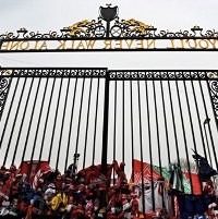 Liverpool akan Jual Hak Penamaan Stadion