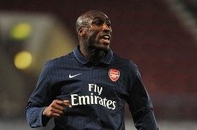 Arsenal: Kontrak Campbell Masih Dijajaki