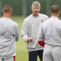 Wenger Puas dengan Skuadnya Sekarang