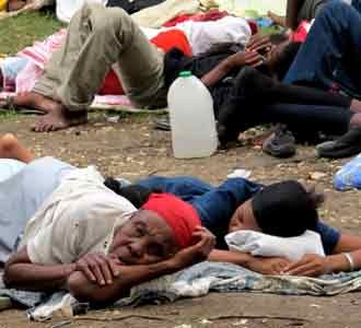 Warga Haiti Menanti Bantuan