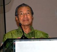 Mahathir Muhammad Ngajar di Unhas