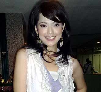 Magdalena Si Putih-putih